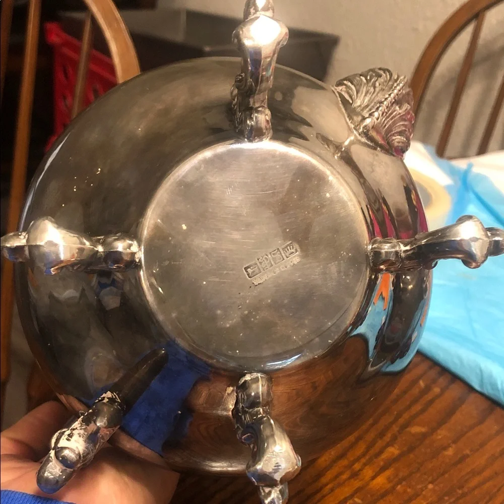 Vintage-Style Silver Plated Teapot - Elegant Coffee & Tea Server
